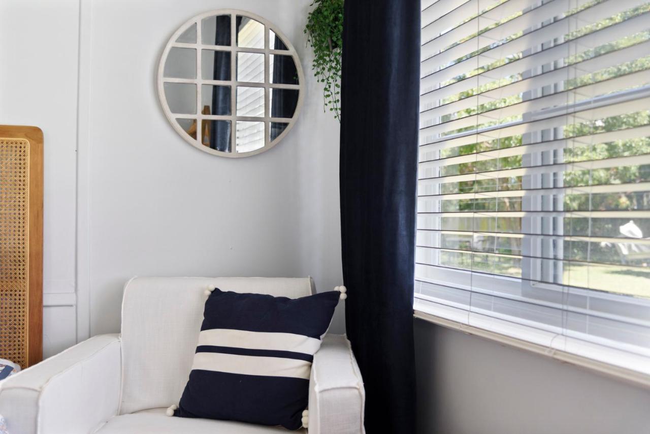 Calm Waters Waterfront Cottages 서식스 인렛 외부 사진