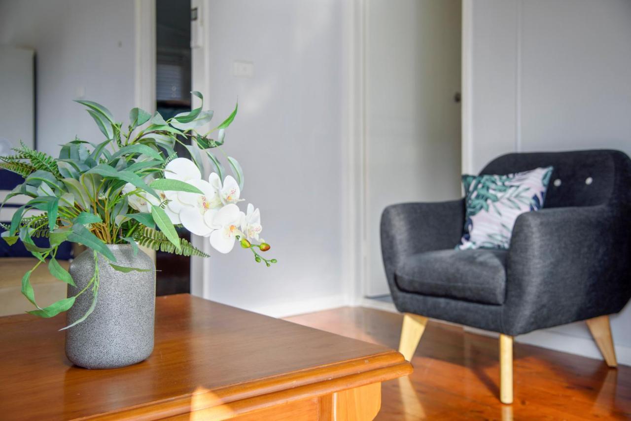 Calm Waters Waterfront Cottages 서식스 인렛 외부 사진