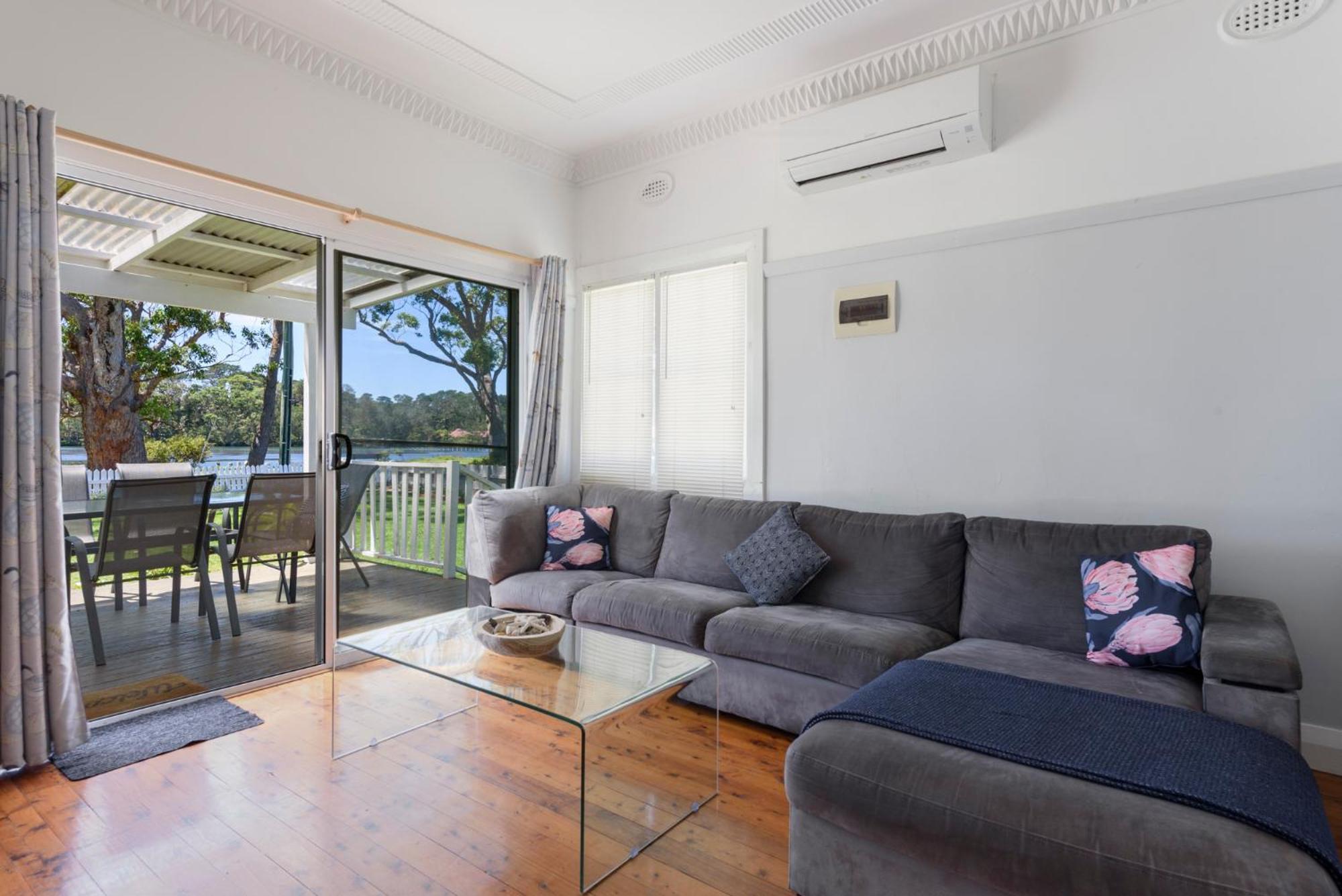Calm Waters Waterfront Cottages 서식스 인렛 객실 사진