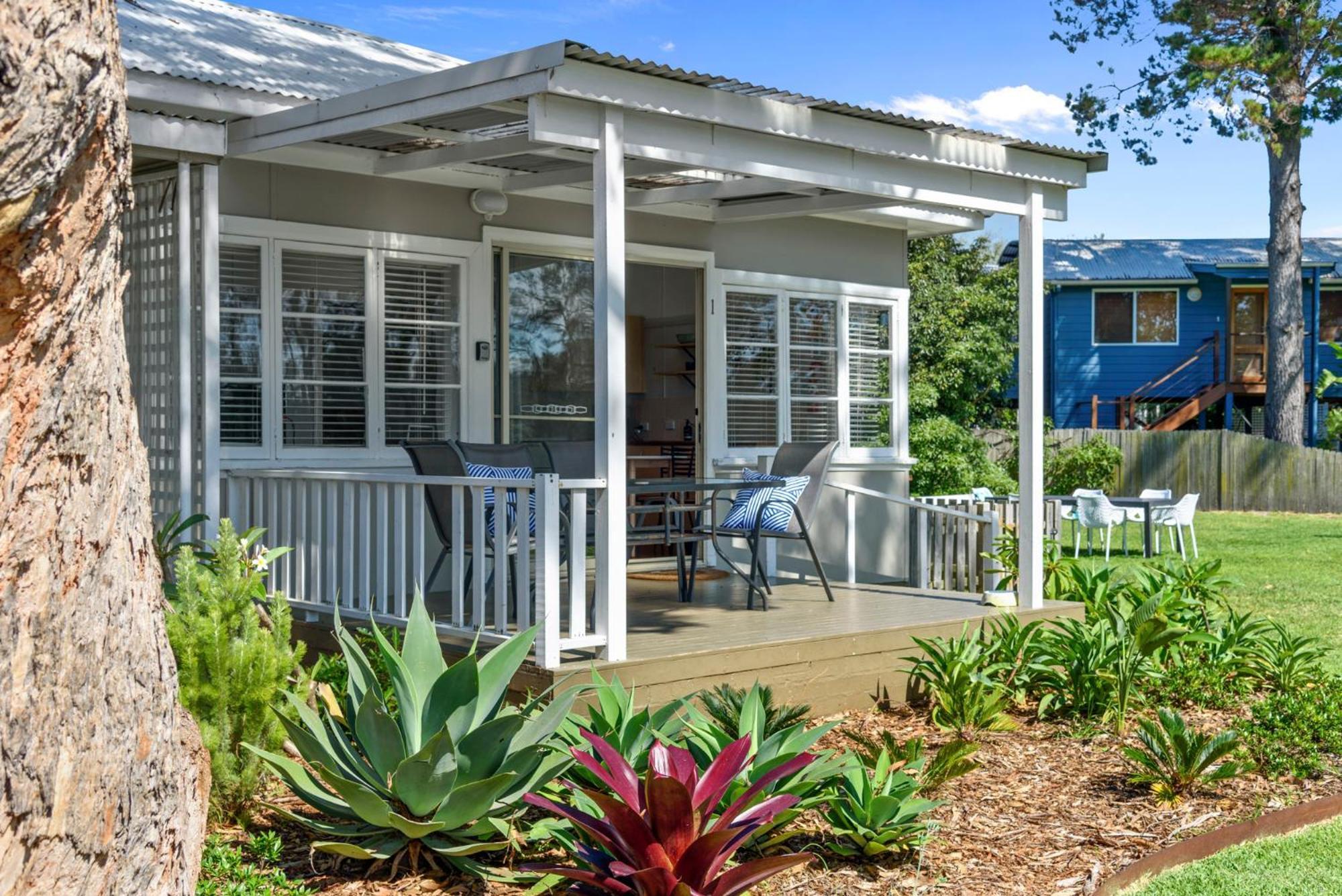 Calm Waters Waterfront Cottages 서식스 인렛 객실 사진