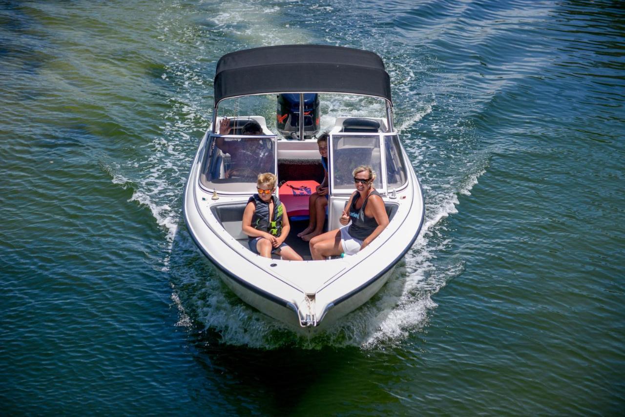 Calm Waters Waterfront Cottages 서식스 인렛 외부 사진